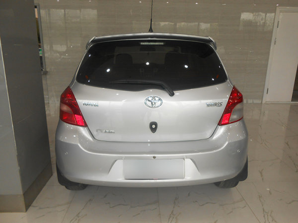 北京丰田雅力士2011年上牌二手车报价_多少钱,2011年上牌的丰田雅力士