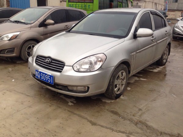 2010年上牌现代雅绅特