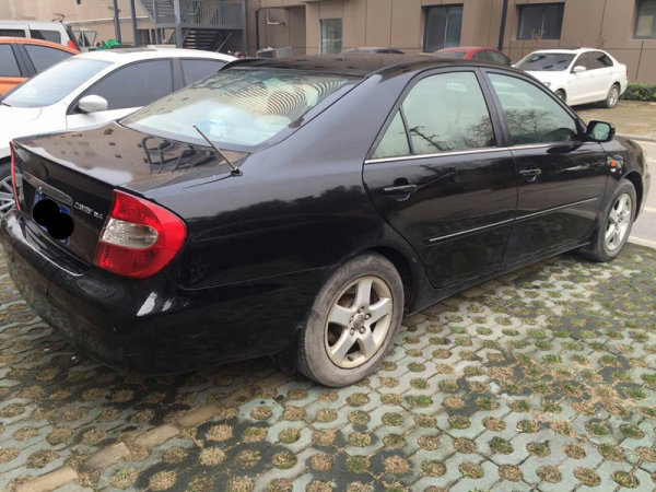 2004年上牌丰田凯美瑞(进口)