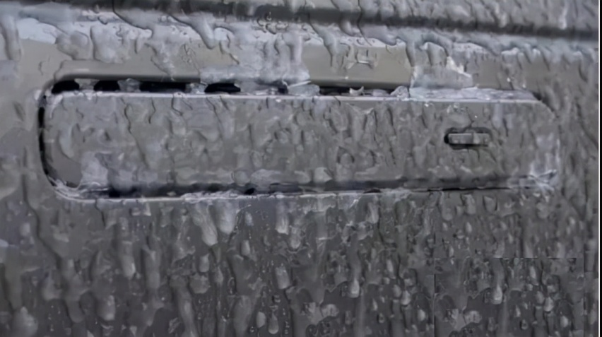 冰雪天气用车小技巧