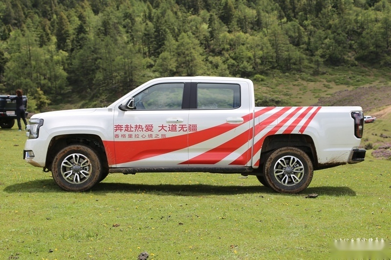素车征服香格里拉 试驾江铃大道柴油四驱追光者