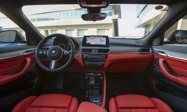 能跑还能野 双M加持创新BMW X2