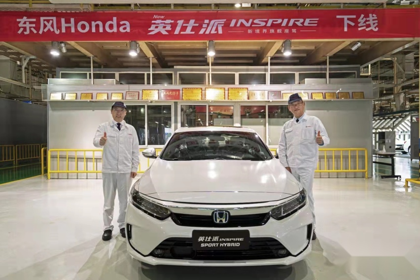 本田中型车兄弟之战，买英仕派还是雅阁？Honda粉不用纠结了