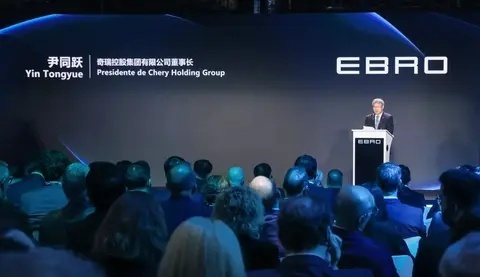 特斯拉突然降价，奇瑞海外反向合资，小米SUV明年3月上市？