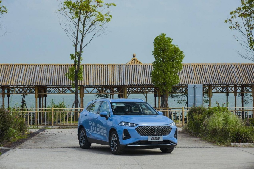 4.4L100km油耗不惧高温出行，魏牌玛奇朵环城挑战赛武汉站启动
