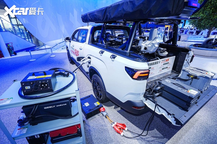 2026成都车展丨全球家商两用纯电智能皮卡 2026款雷达金刚EV亮相