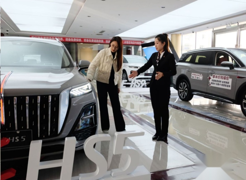 为什么对红旗汽车“难舍难离”？老车主说：省钱、省心、省事