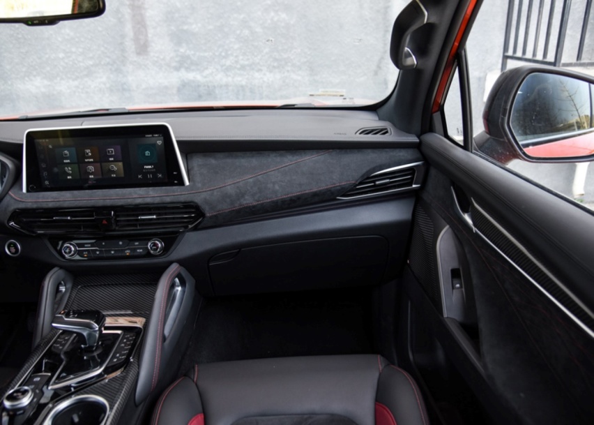 17.98万就能买到2.0T+8AT的中大型SUV：MAXU