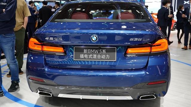 50万买插混宝马5系，月养车2千比油车省1/3，值吗