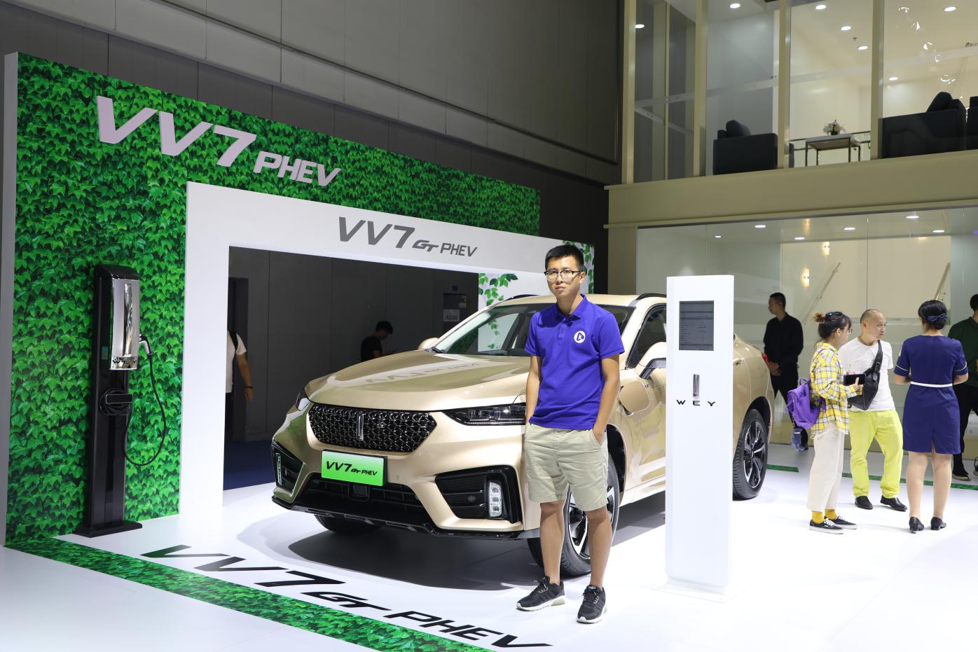 �挦4��WEYϵ��SUV ���M(f��i)���ܷ������ۣ�