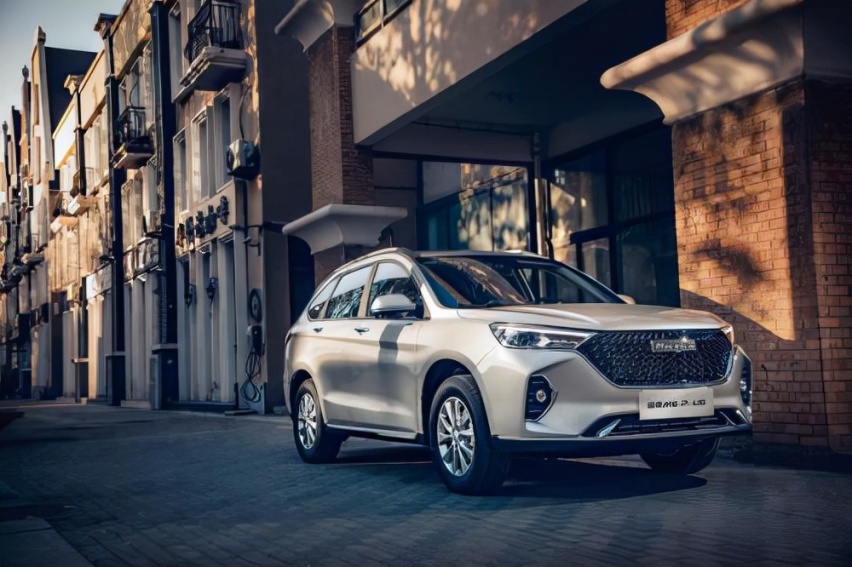 10万预算买SUV，挑剔的年轻小伙都说好的四台车，了解一下？