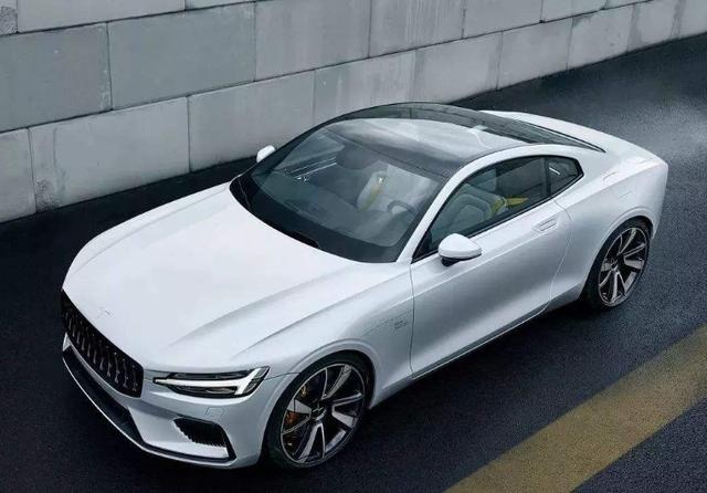 花100万买一台四缸车？大型豪华车小排量化，你能接受吗