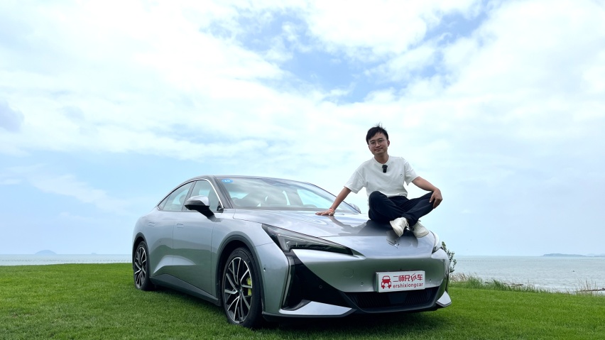 3.7秒破百只是基操，5个点深聊阿尔法S5，全能战士是TA？