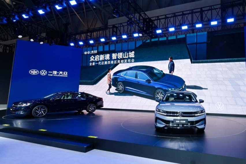零百加速仅3.7秒，极狐阿尔法S5能否“跑”过竞品？