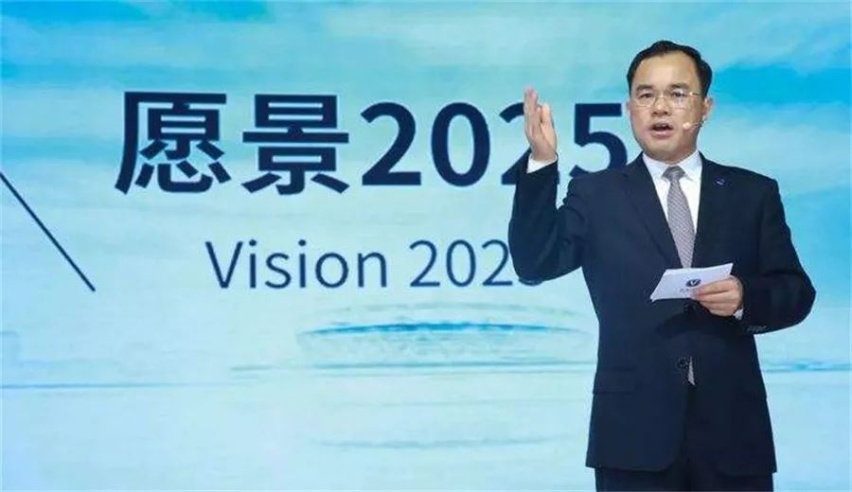 以创业为名带火“长安”——朱华荣：任性与理智的交融