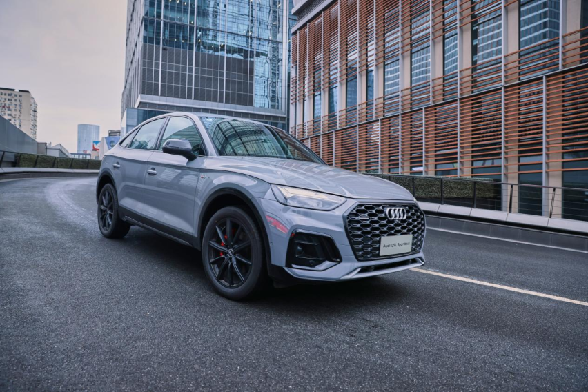 领先同级，Q5L Sportback诠释运动豪华轿跑SUV