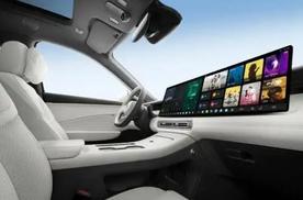 全新一代红旗HS6 PHEV用传统东方文化和审美重新定义“更好大五座”