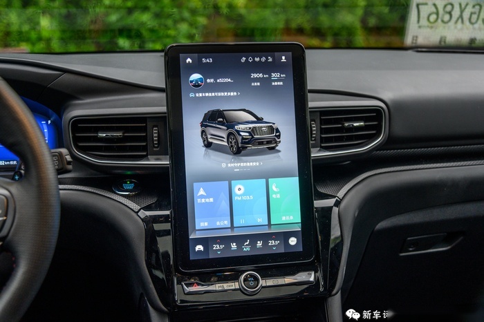 福特探险者首试：30多万的纵置平台中大型SUV，实力几何？