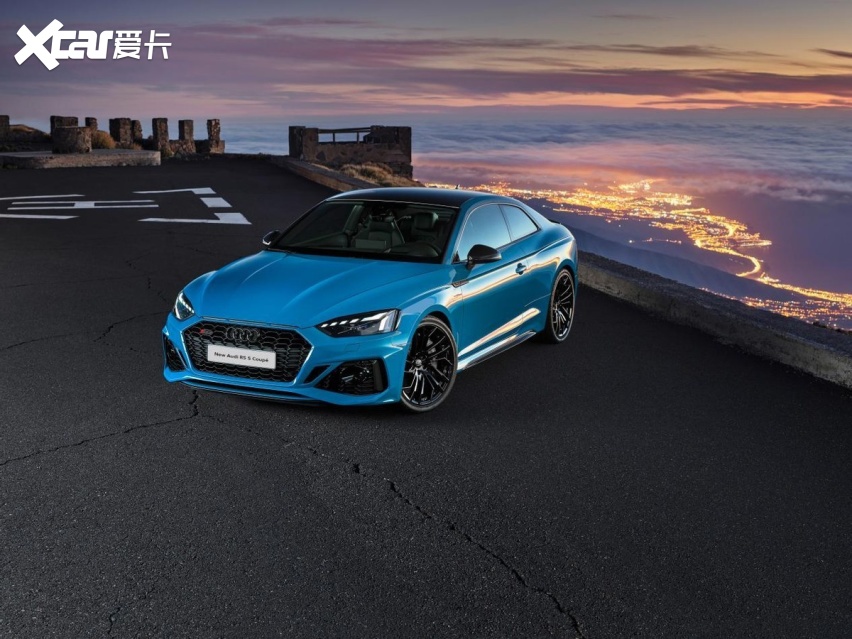 品质出众，新奥迪RS5 Coupé，年轻人购车首选！