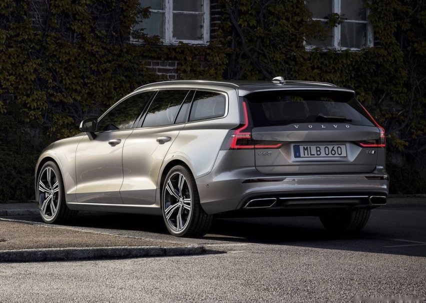 Volvo-V60-2019-1024-4c.jpg
