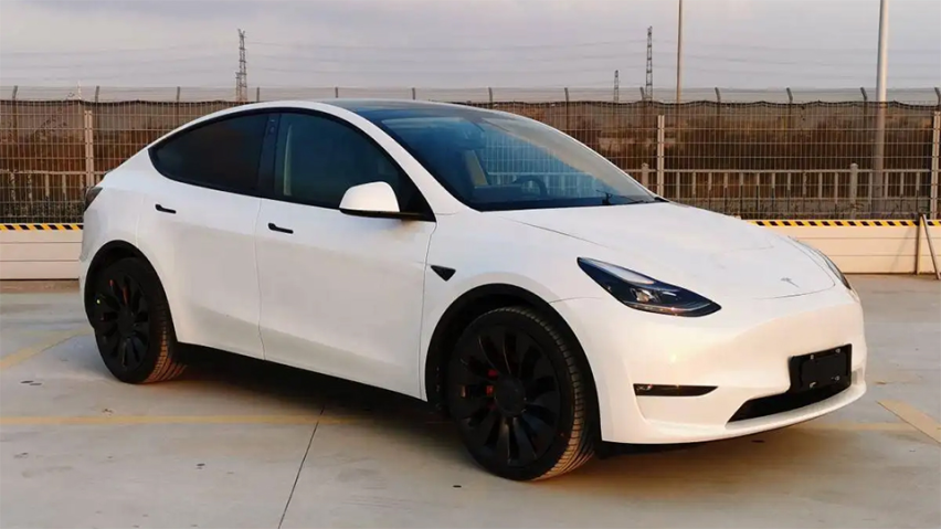 推混动、造V6、销量连破百万，长城为什么依然焦虑？