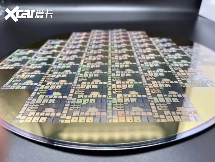 青铜报告 | 芯片封锁只会封出“中国奇迹”！（上）