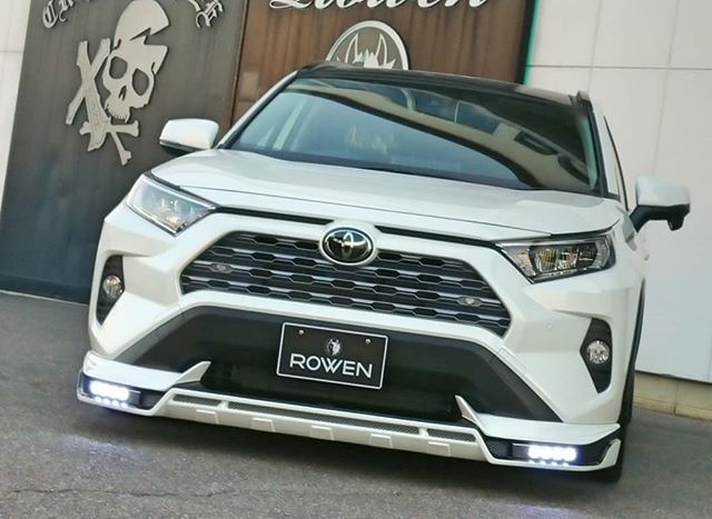 广州车展看到全新一代丰田RAV4不知道怎么改？Rowen外观