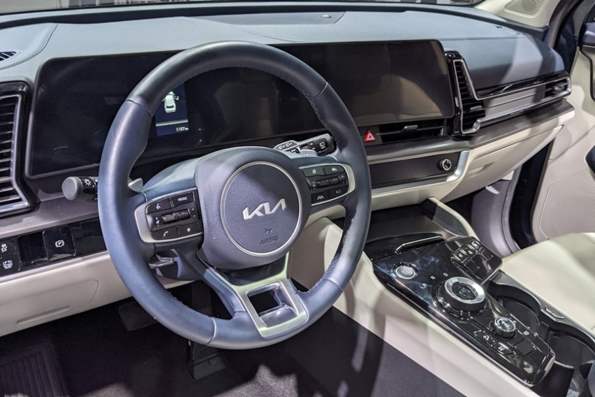 2023款起亚 Sportage PHEV亮相，科技又时尚，年轻人的又一新选择！