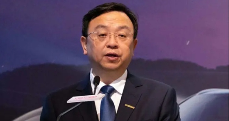 车界观察：比亚迪再度祭出降价“撒手锏”，车市淘汰赛加剧！