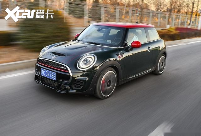 2020款MINI JCW正式上市 售价32.58-36.18万元