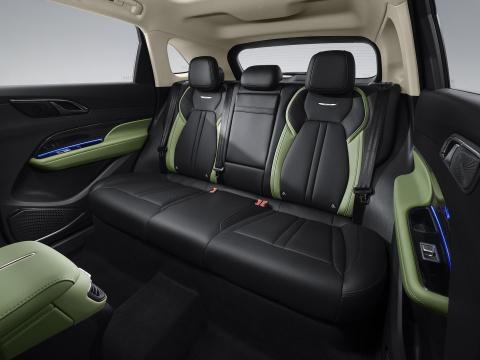 “真豪华”A级SUV车型,新豪华SUV-红旗HS3上市
