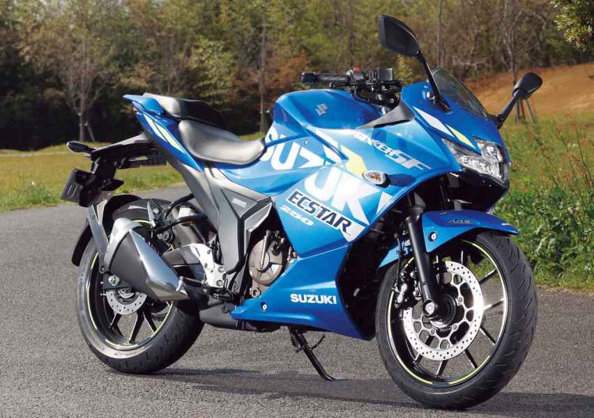 铃木Gixxer SF250街跑摩托，最大26马力，车身更轻操控更好