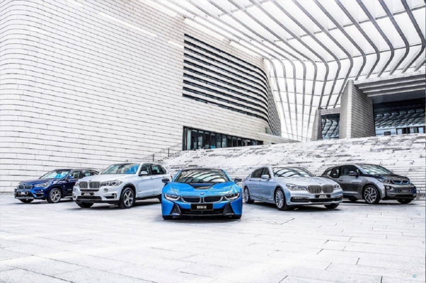 宝马不弃燃油车，电动车续航应达600公里，充电基建未完成