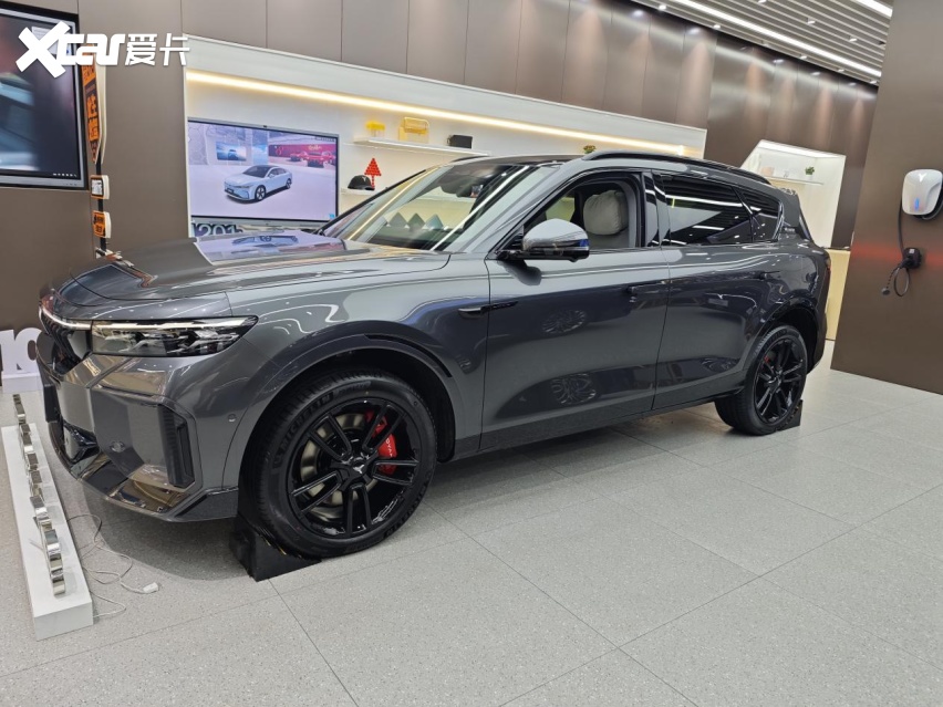 适合自驾游的增程SUV，岚图FREE 318到店实拍