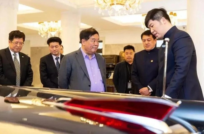 曹德旺入手比亚迪汉EV，网友调侃：莫非是抵账车？