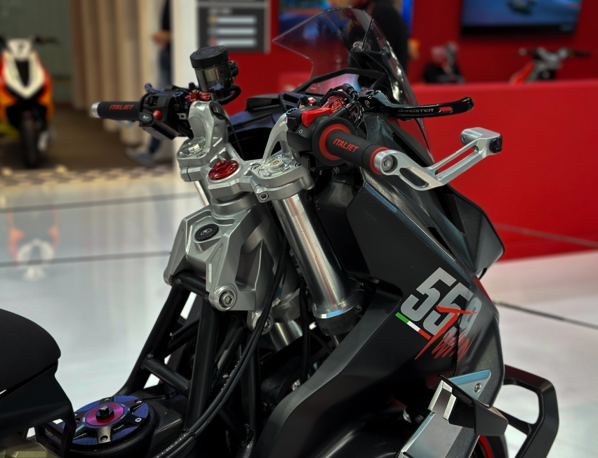 意塔杰特550cc双缸踏板数据公布，动力性能强于雅马哈TMAX