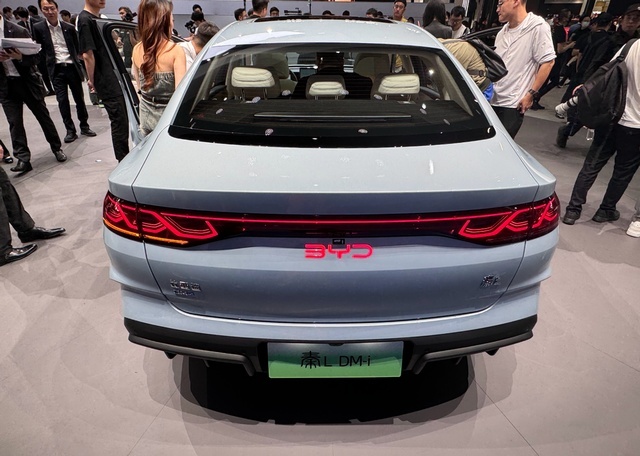 比亚迪第五代DM：油耗2.9L，综合续航达2100km