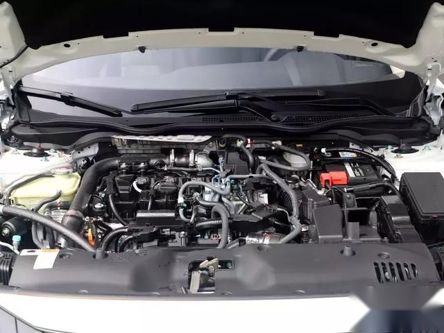 15万选啥车？合资运动轿车本田思域/领克03/昂克赛拉看谁家强