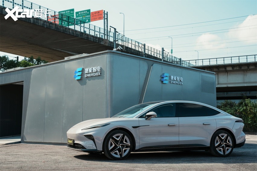 上汽集团和中国石化,中国石油,宁德时代共同打造的"捷能智电"换电