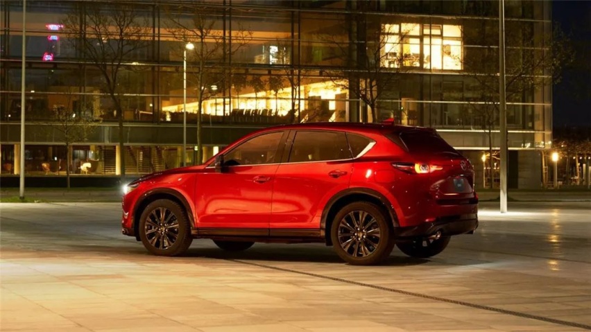 马自达新款CX-5官图发布，小鹏P5、哈弗新款H9上市…丨今日车闻