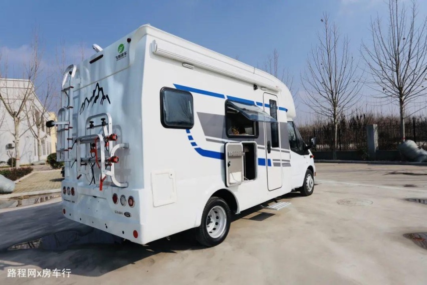 T型房车中的佼佼者：国六款飞翔福特房车，颜值出众，专项设计新颖