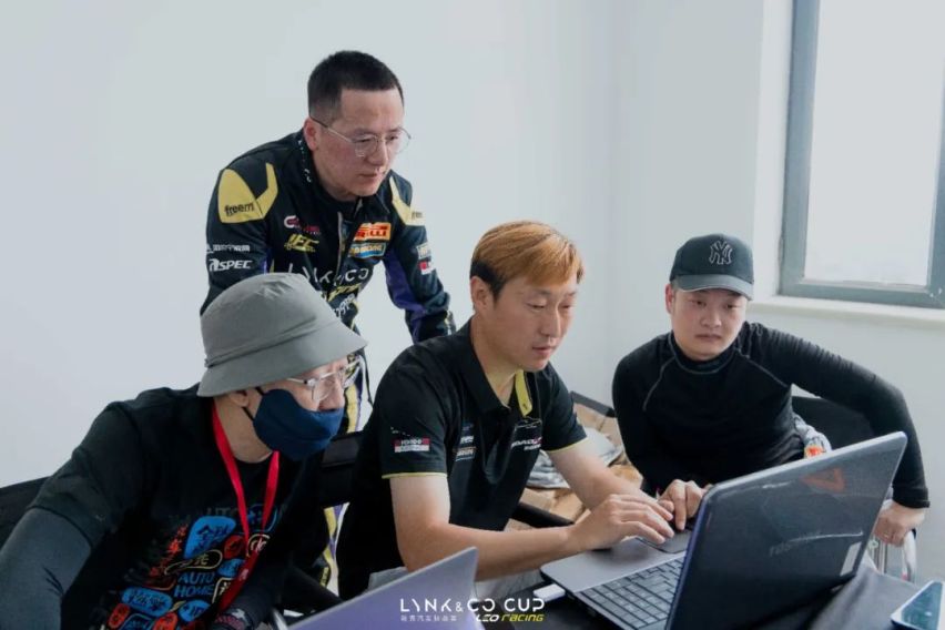 西域草原再迎竞速风云 领克汽车挑战赛开启鄂尔多斯二番战