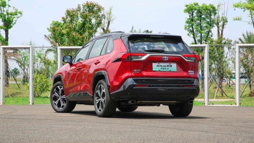 能否在纯电当道的时代闯出一片天？试驾：RAV4荣放双擎E+