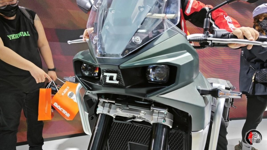 新车|越野轻量化凯越800X戈壁滩中的性价款,售价4.58万元