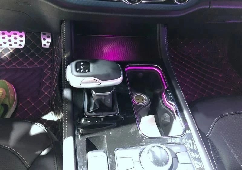 全新一代BJ40环塔冠军版+BJ40刀锋英雄版，这个阵容服不服
