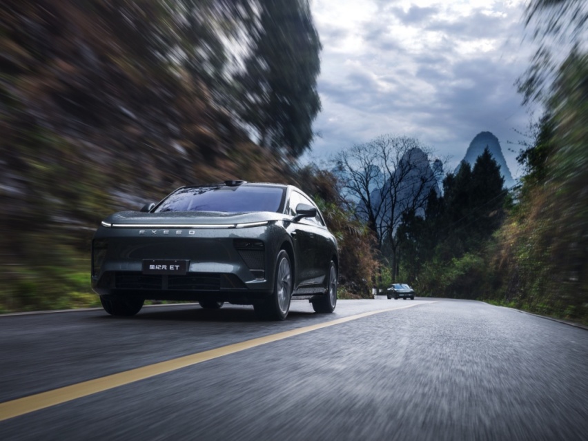 同为增程式中大型SUV，星纪元ET、理想L6、问界M7谁更强？