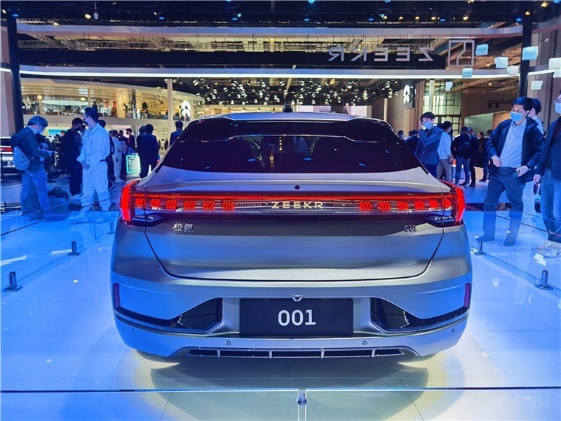 上海车展新能源，要买还得看极氪、ID.6 X和蔚来ET7