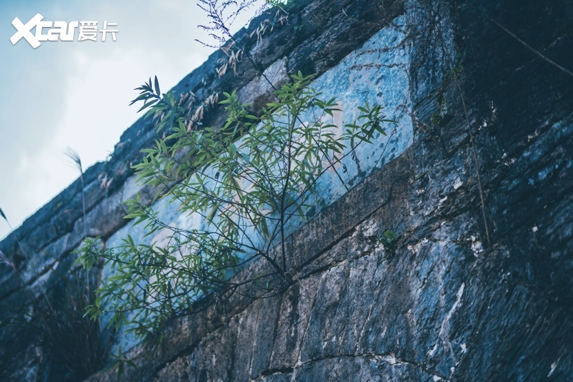 藏在贵州深山之中的古堡 哈弗F7x探秘海龙传说