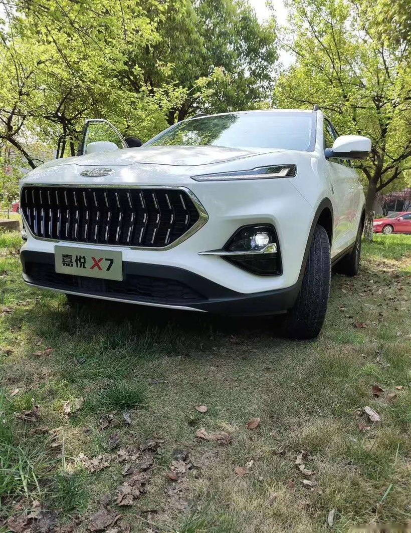 江淮再推SUV新车，“玛莎拉蒂”前脸，全系自动挡，竞争博越