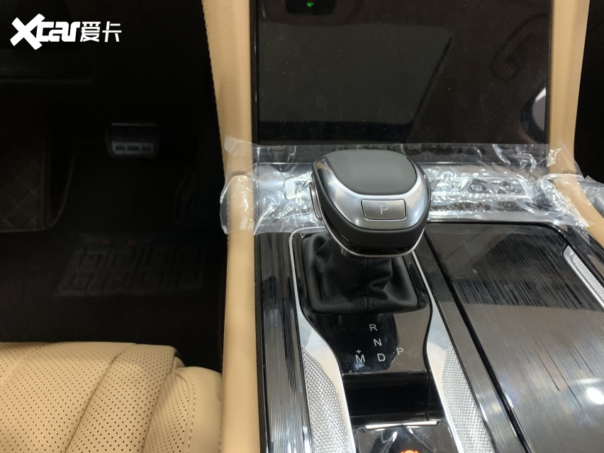 唯一的不同是处处不同，红旗H5车主体验新款H5之后，默默流下眼泪